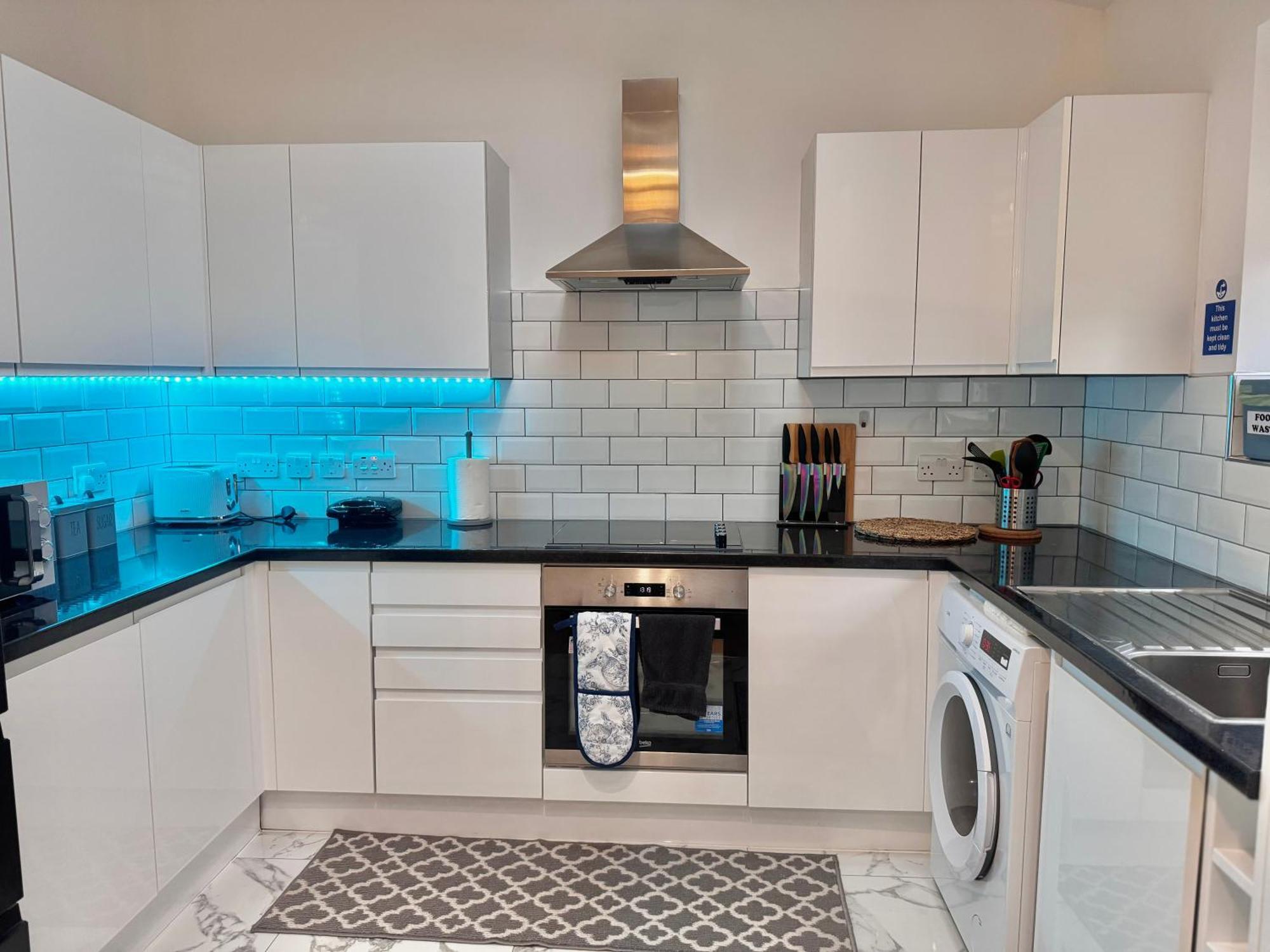Modern 1-Bed Apt 30Min To Central London & Parking Exterior foto