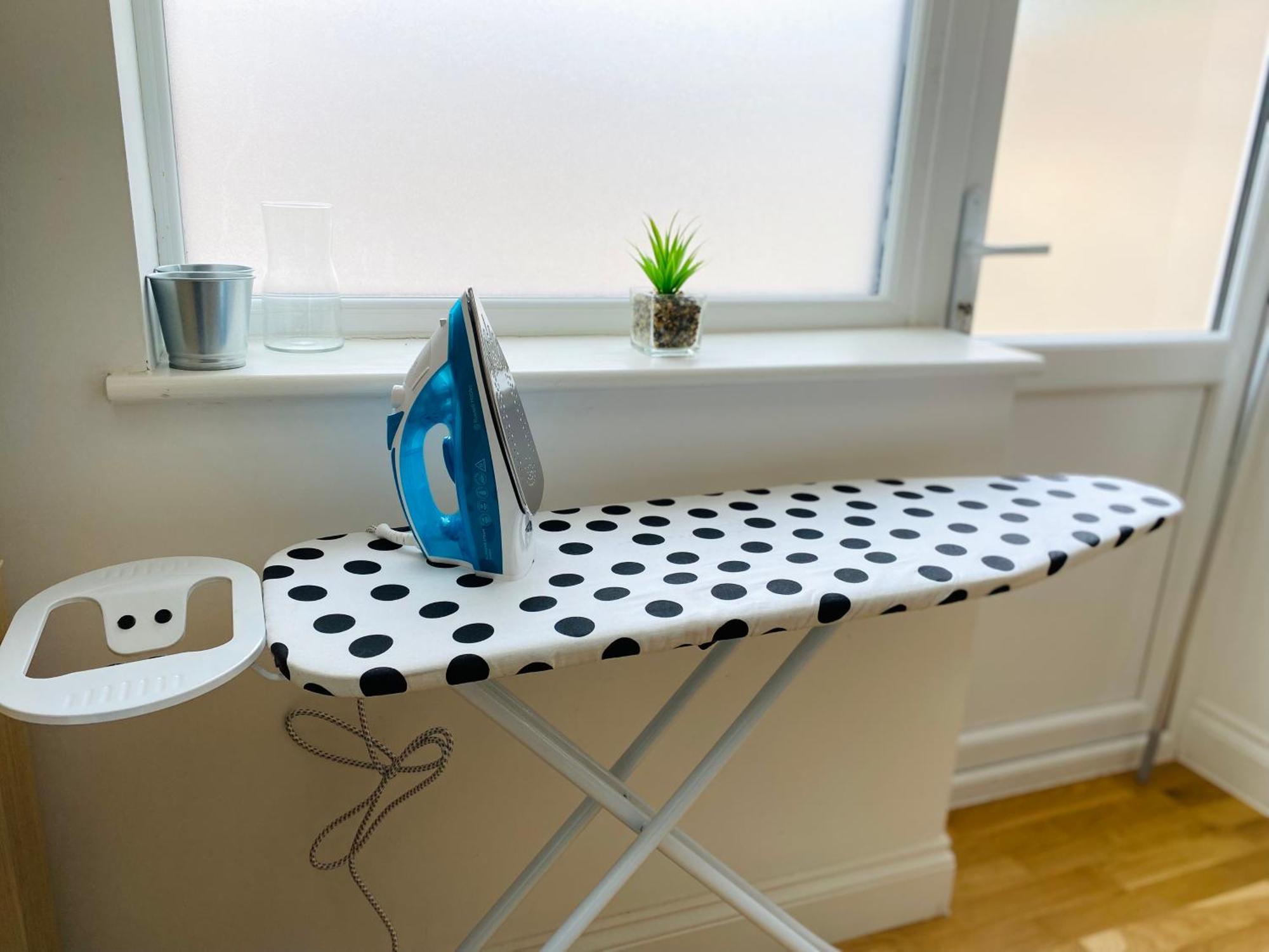 Modern 1-Bed Apt 30Min To Central London & Parking Exterior foto